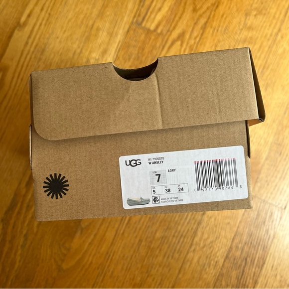 UGG Ansley suede light grey moccasin style loafers - Picture 7 of 8